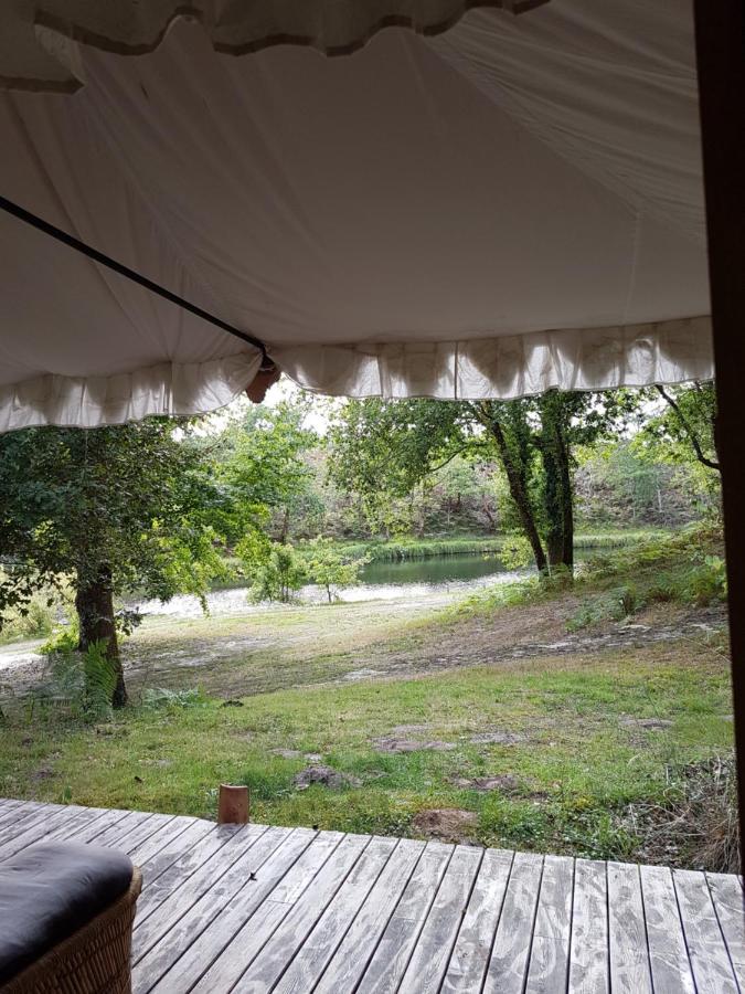 Palika Lodge Castets Buitenkant foto