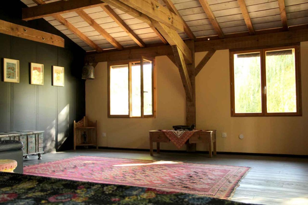 Palika Lodge Castets Buitenkant foto